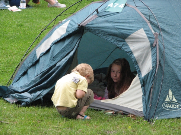 Children-tent.jpg