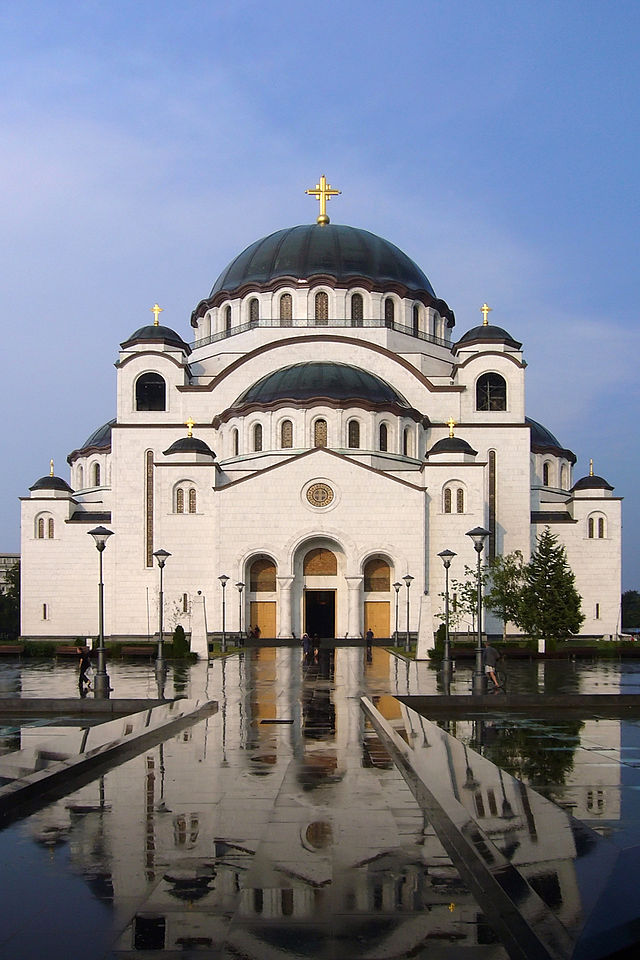 640px-Temple_Saint_Sava.jpg