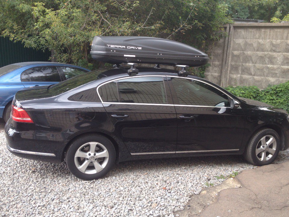 VolksWagen Passat + TD-480B + Thule-754 Aero