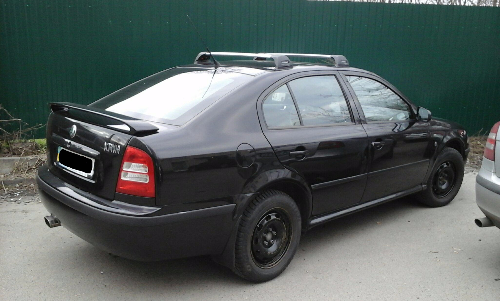 Багажник Whispbar Flush (невыступающий) на Skoda Octavia