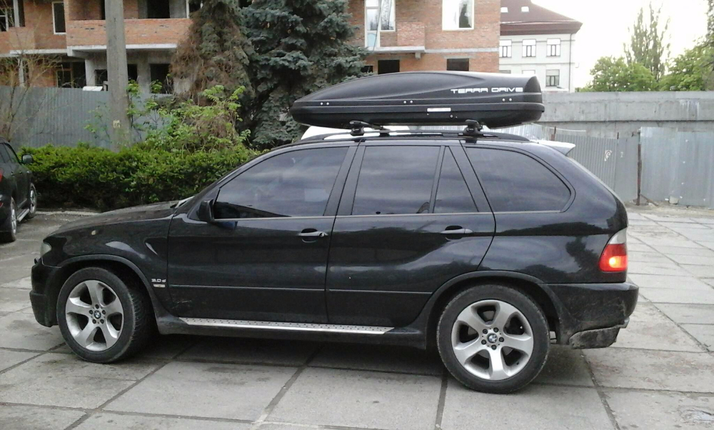 Багажник CarStyle Rails StreamStyle и бокс Terra Drive-480 (черный) на BMW X5