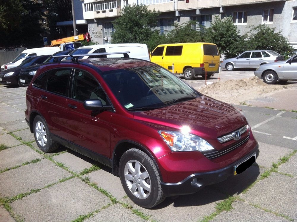 Багажник Thule-753 с поперечинами AeroStyle на Honda CR-V<br />Багажник Thule-753 с поперечинами AeroStyle на Honda CR-V