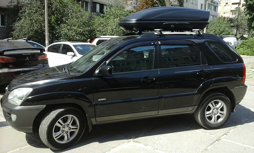 Бокс WTR-480 (черный) на Kia Sportage