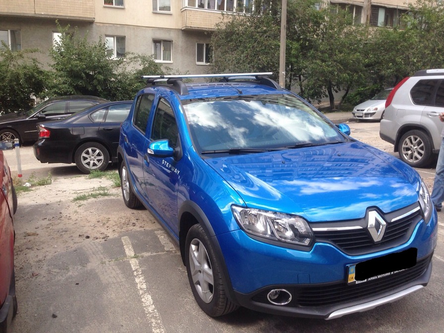 Багажник Amos Nowy Wind на Renault Sandero