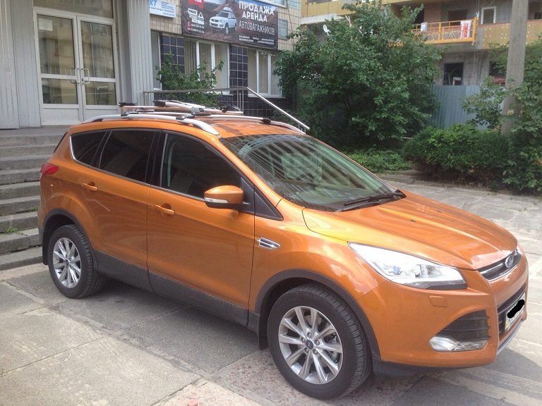 Багажник Aguri Prestige и крепление Whispbar 201 на Ford Kuga