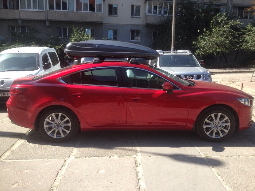 Багажник Whispbar Flush (невыступающий) и бокс Hapro Zenith 6.6 Titan на Mazda 6