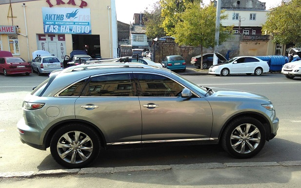 Крепление CarStyle Bike на Infiniti FX35