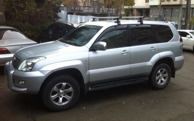 Багажник Amos Dromader Wind на Toyota Land Cruiser Prado
