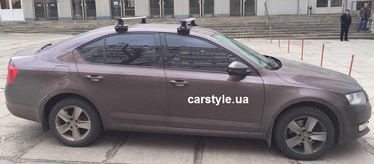 Багажник Thule-754 с поперечинами Stream на Skoda Octavia